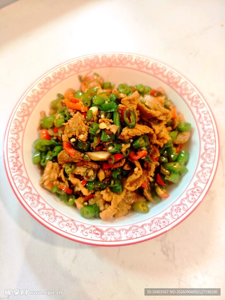 美味蔬菜炒肉丝