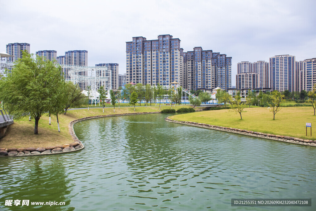 城市河畔风景