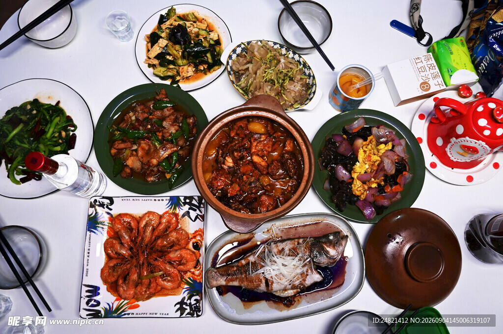 丰盛多样的美味佳肴