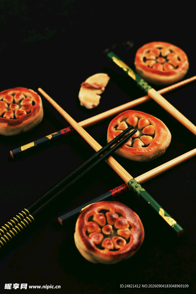 精致日式寿司与餐具组合
