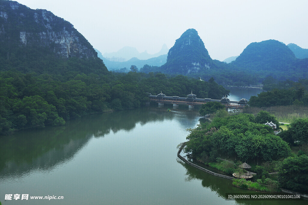 漓江山水美景如画