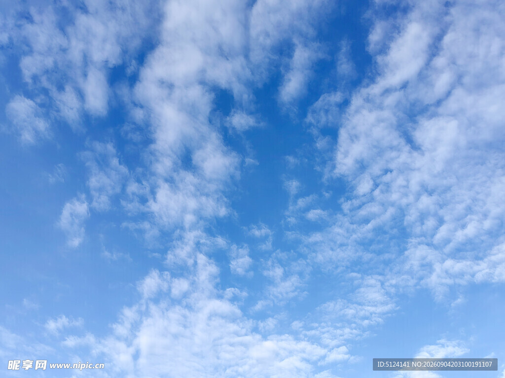 蓝天白云美景