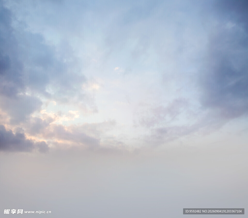 梦幻天空云雾缭绕美景