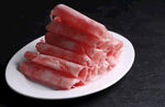 新鲜牛肉卷诱人色泽