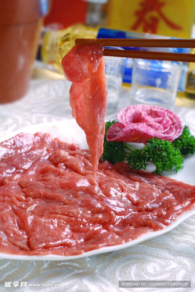 鲜嫩牛肉诱人色泽