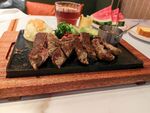 美味日式烤肉拼盘