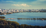 城市湖畔风光美景