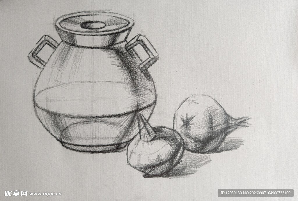 陶罐与蔬果素描静物