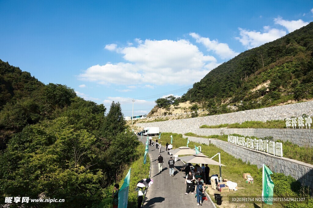山间公路骑行风景