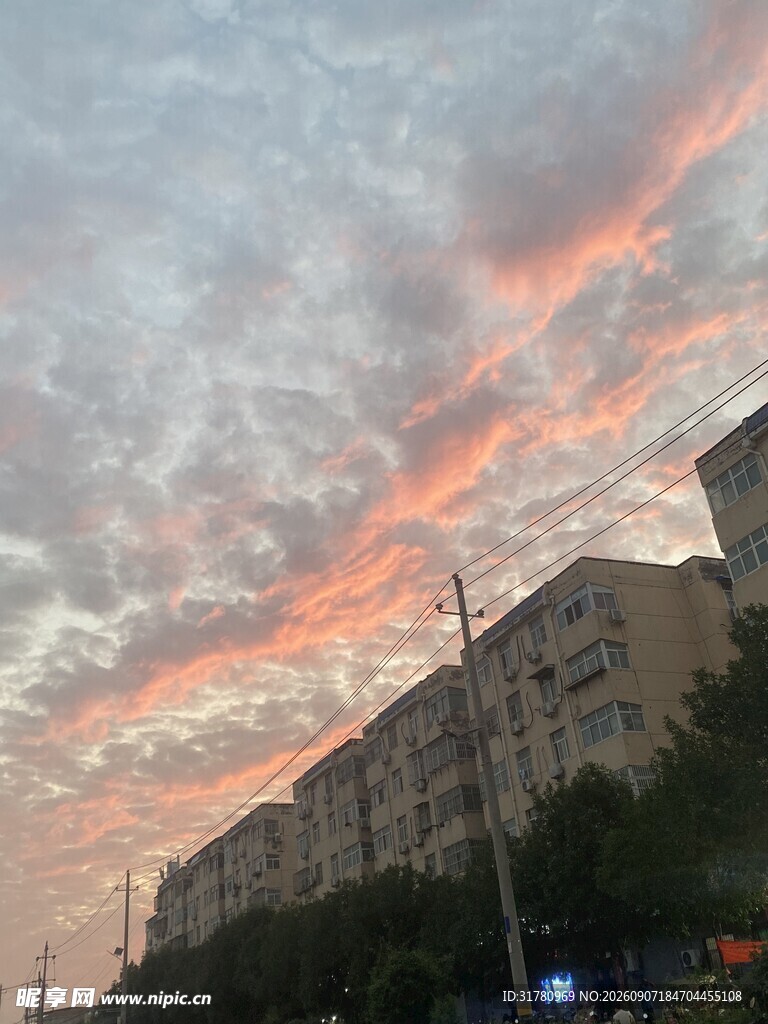 火烧云