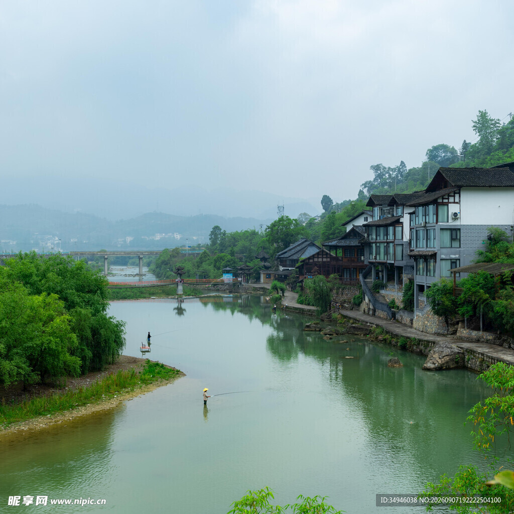 江南水乡河畔古朴景致