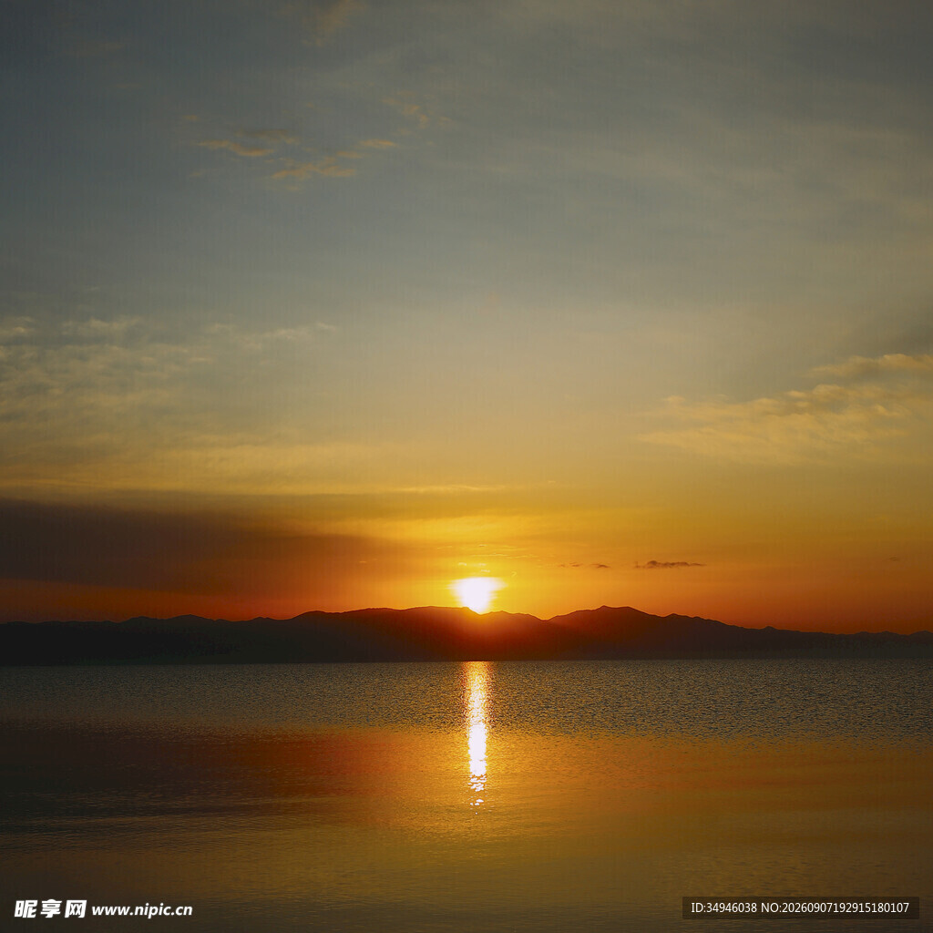 海上日落美景