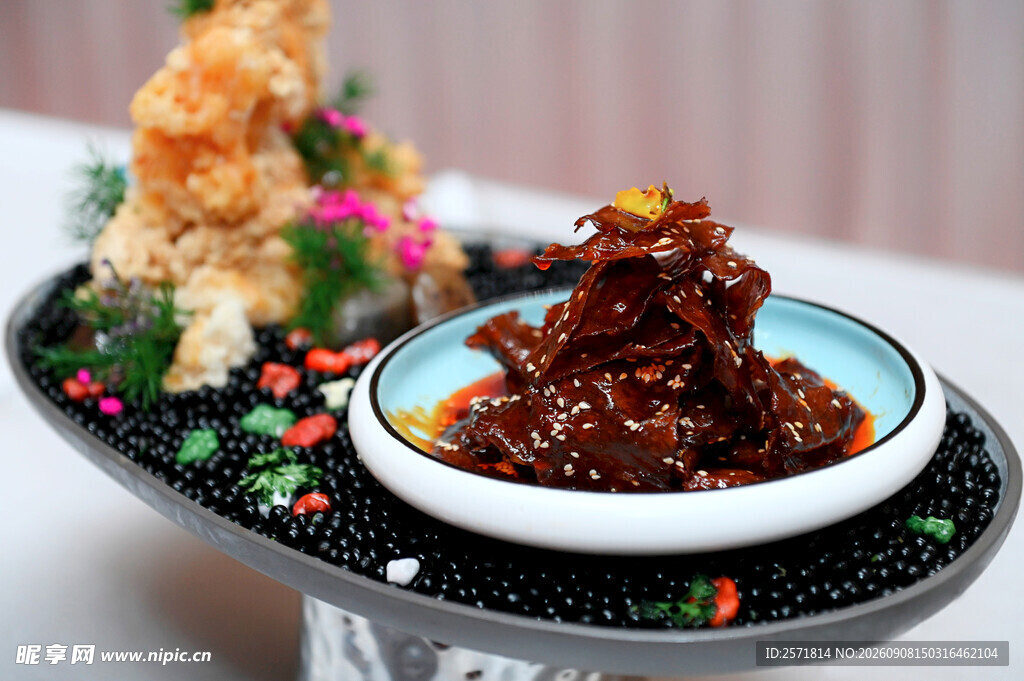 美味中式菜肴灯影牛肉