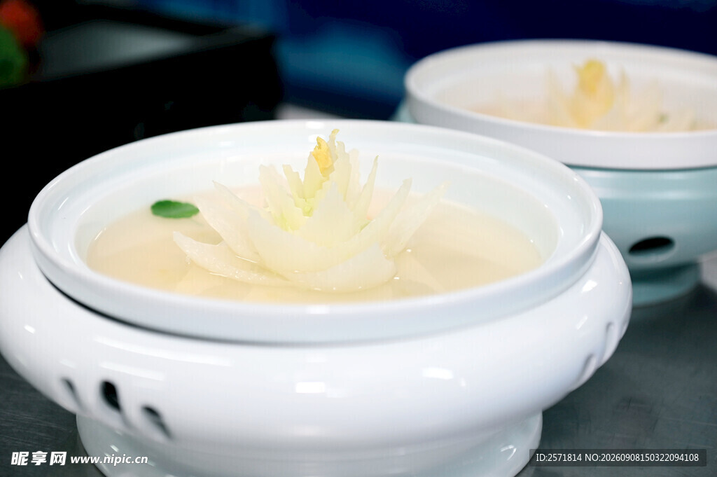 精致砂锅菊花豆腐