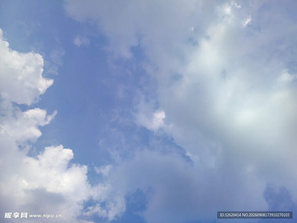 蓝天白云美景