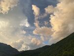 山间云霞美景