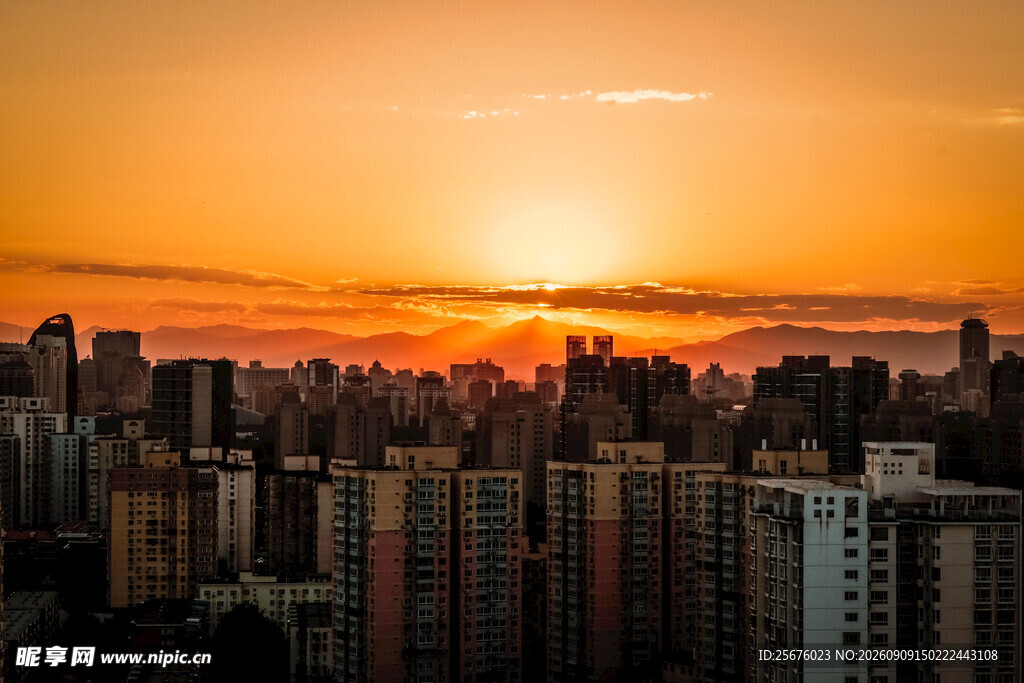 城市日落美景