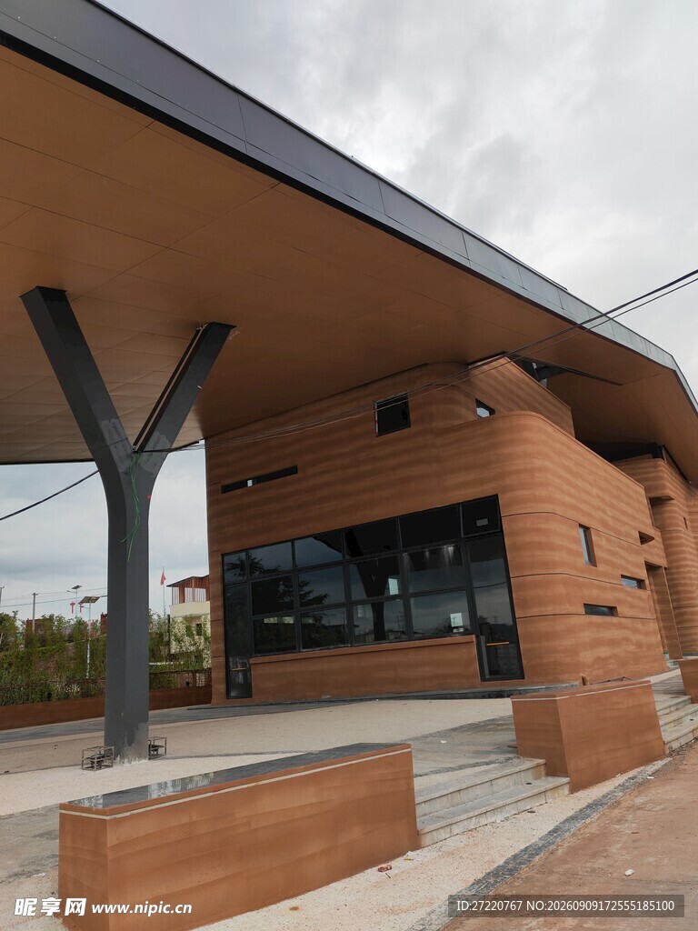 现代风格砖砌建筑外观