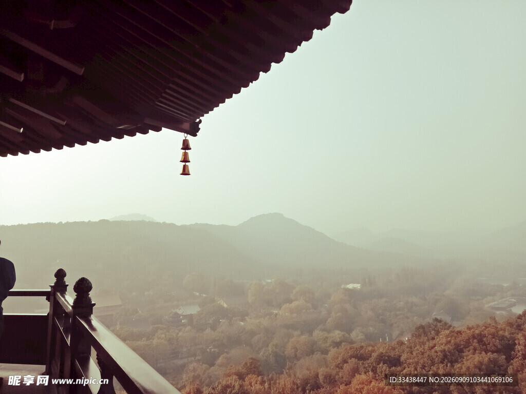 古亭赏秋景
