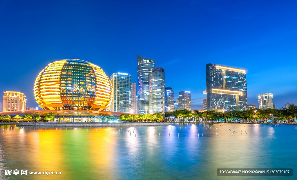 杭州钱江新城璀璨夜景