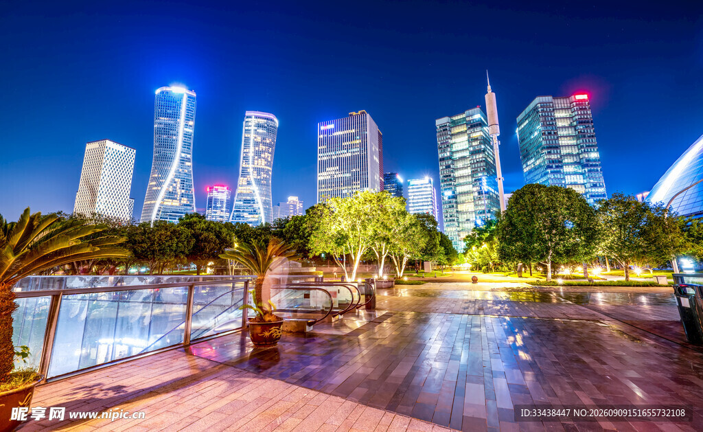 城市夜景河畔风光