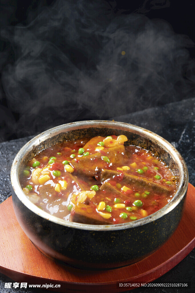 石锅黑豆腐