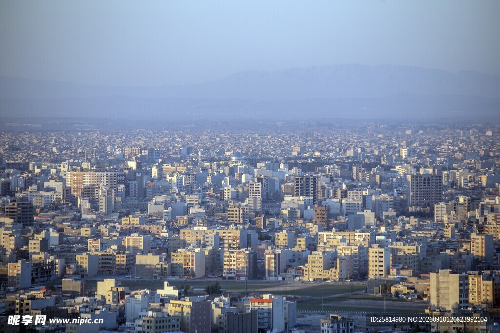 俯瞰繁华都市景观