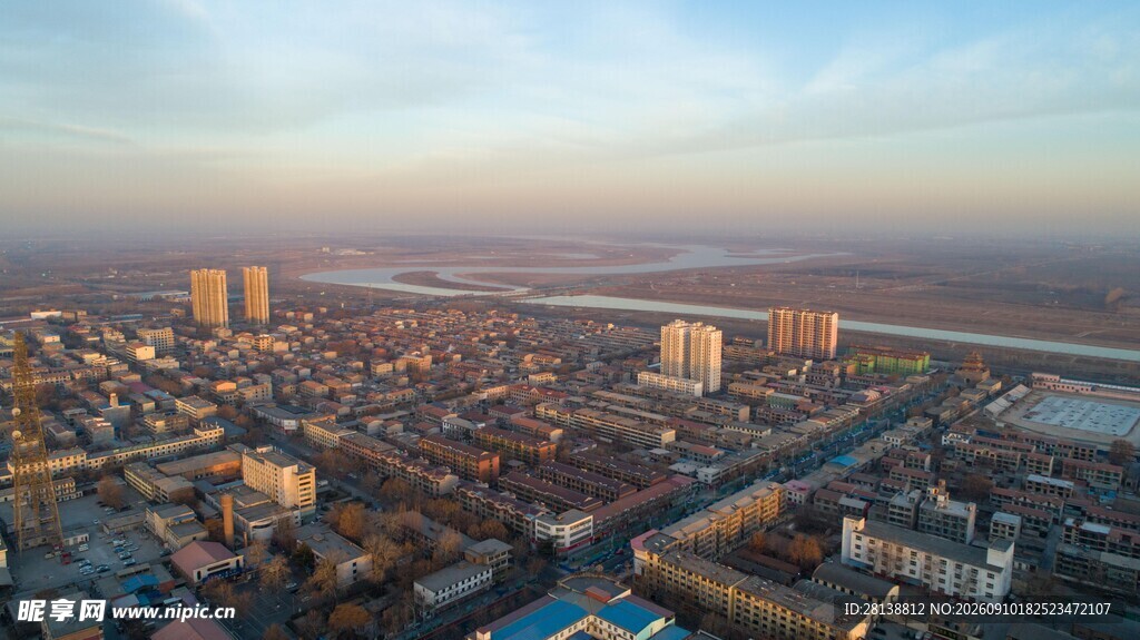 城市黄昏全景俯瞰