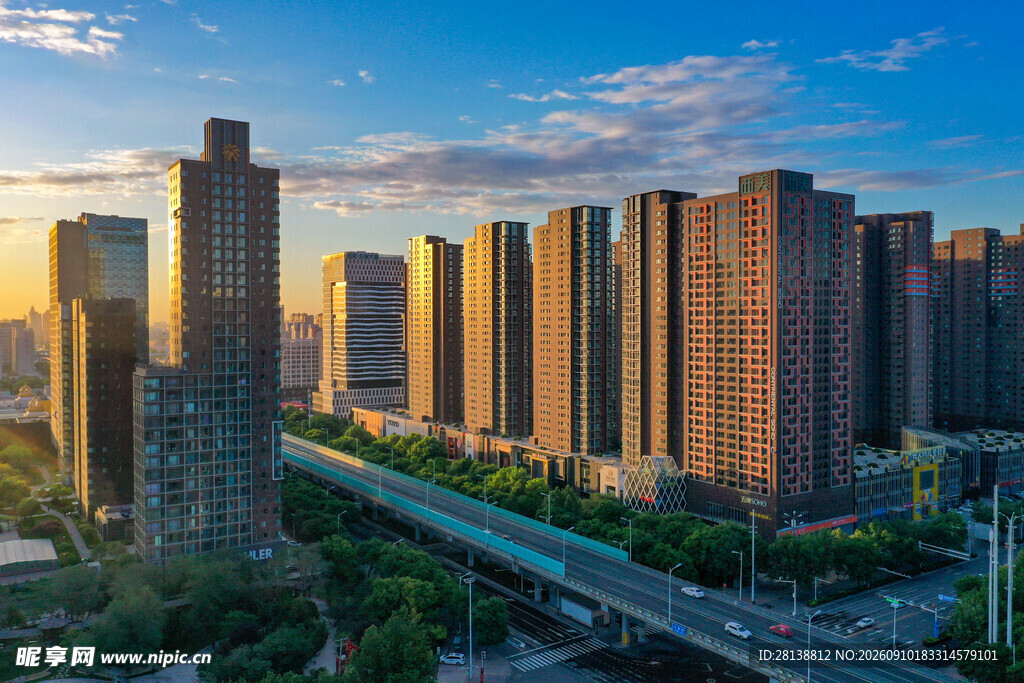 城市高楼与道路美丽景致