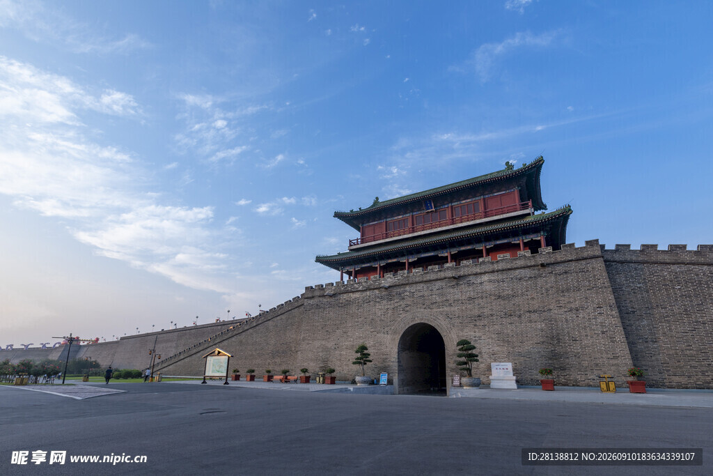 西安古城墙城楼壮丽景观