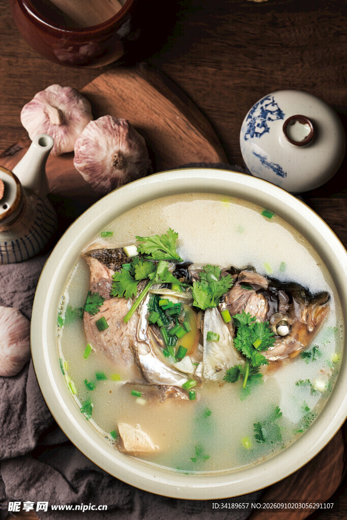 鱼头豆腐汤