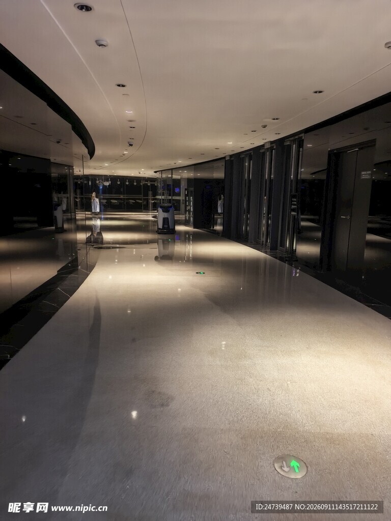 现代建筑丽泽SOHO室内