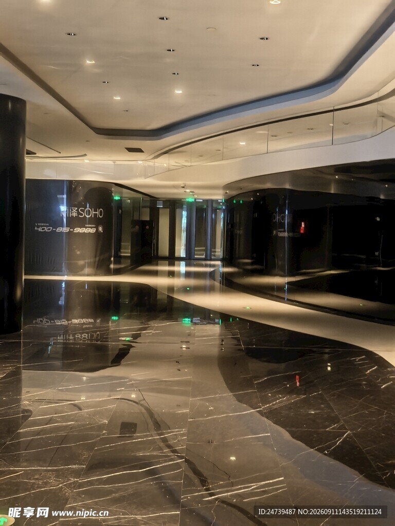 现代建筑丽泽SOHO室内
