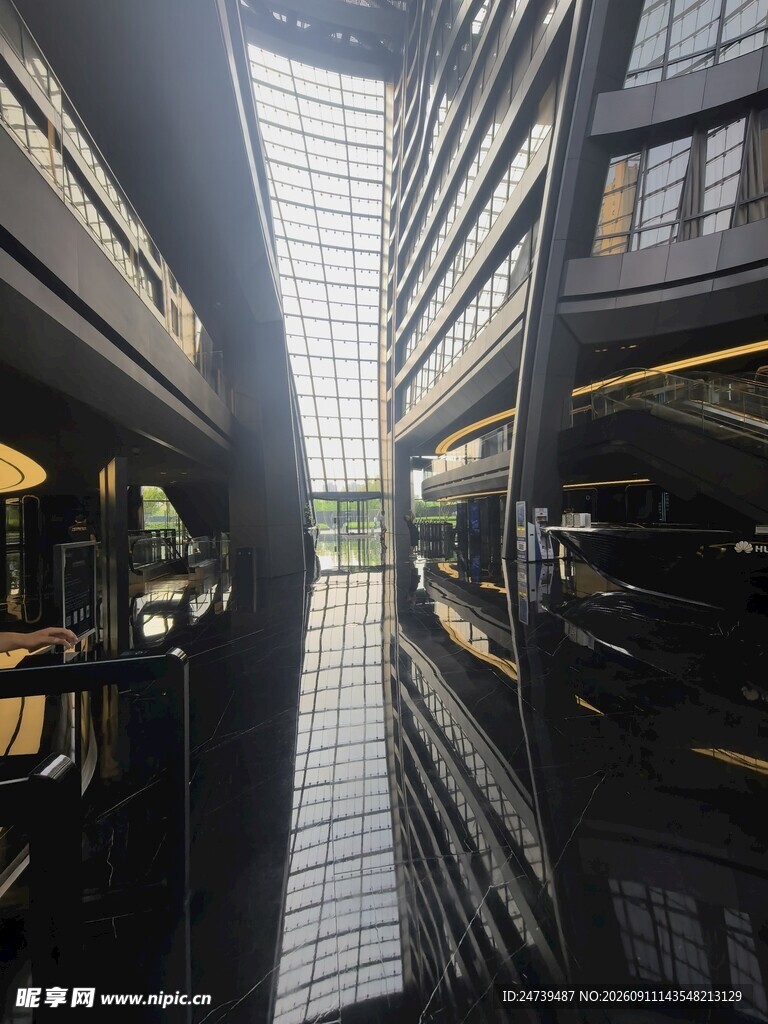 丽泽SOHO内部建筑