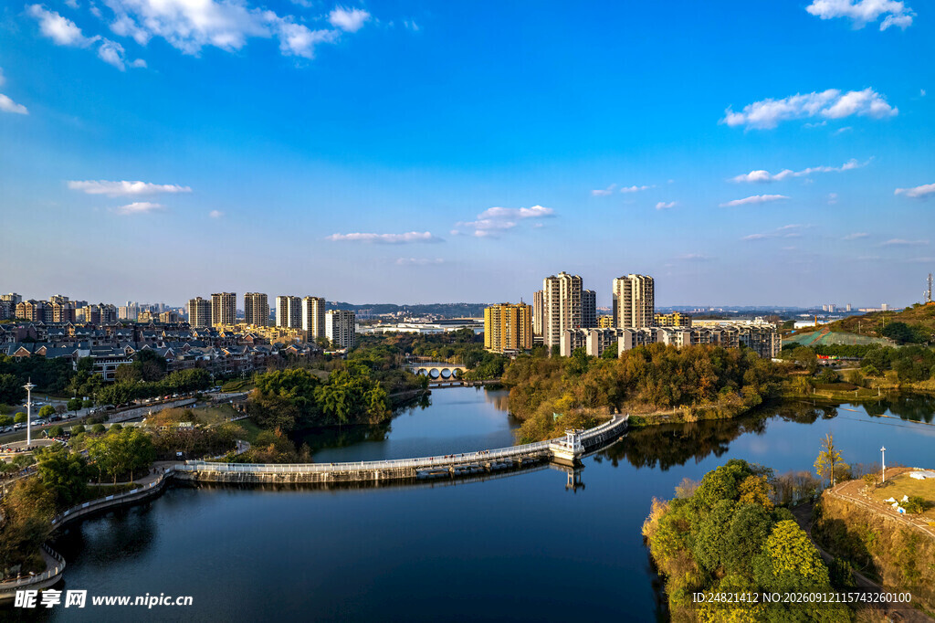 城市河畔风光美景