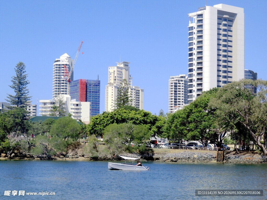 黄金海岸海滨都市风景