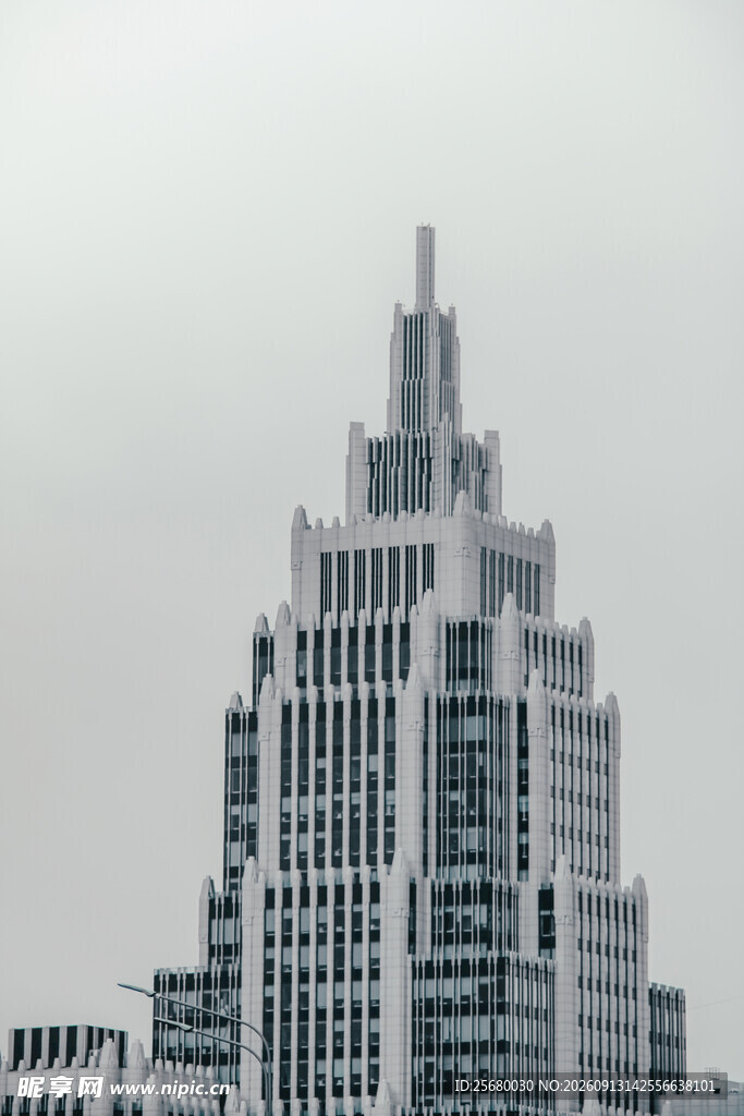 高耸摩天大楼建筑外观