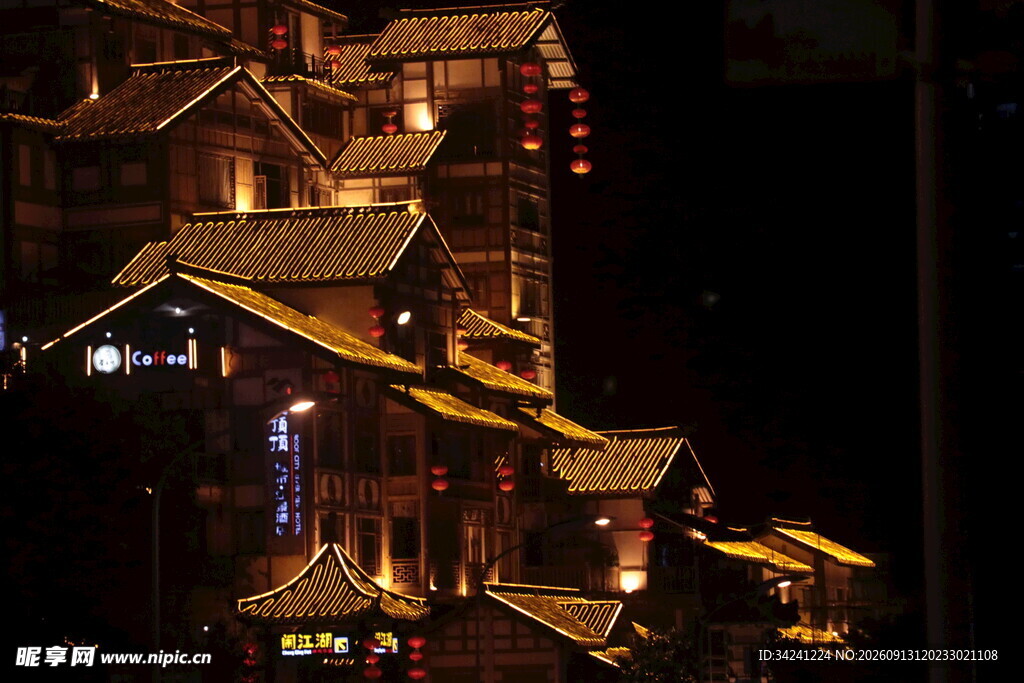 古建夜景灯火璀璨的楼阁