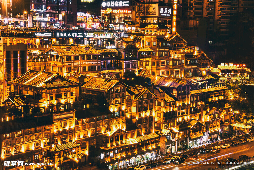 璀璨夜景下的繁华欧式建筑群
