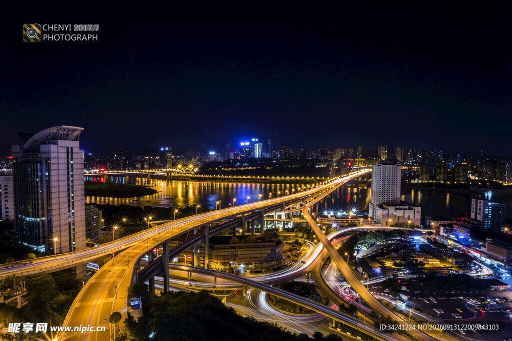城市夜景立交桥璀璨灯光