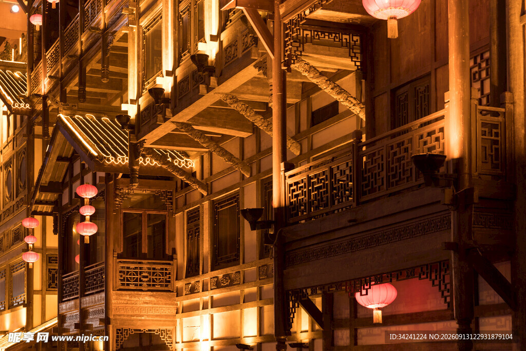 古街夜景中式建筑灯笼摇曳