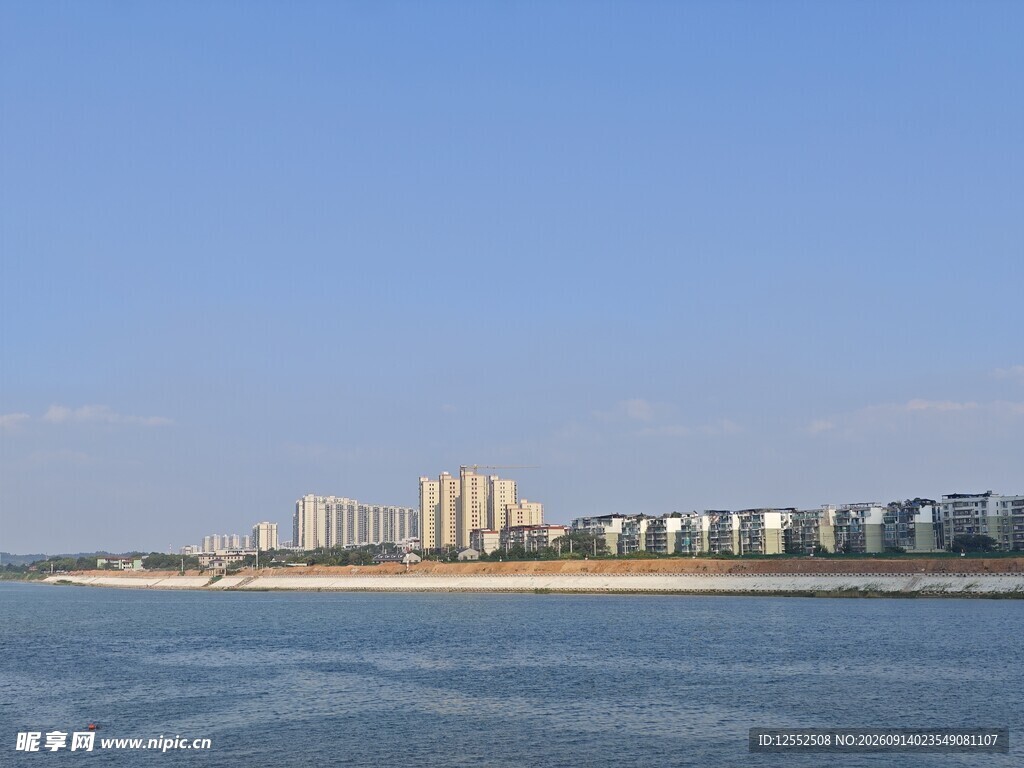 海滨城市风光