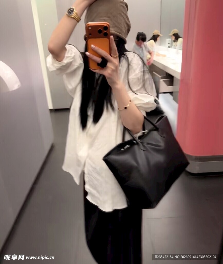 休闲的女孩