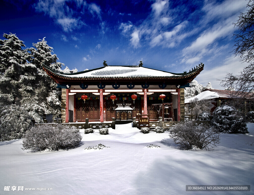 雪覆古亭尽显中式雅致