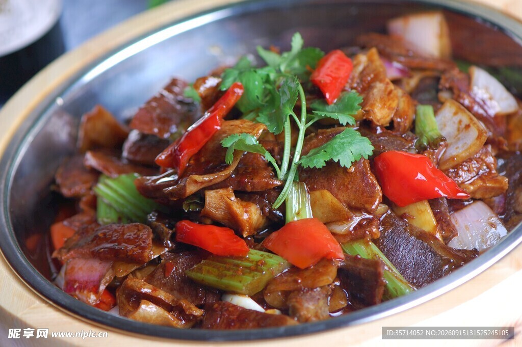 干锅牛杂