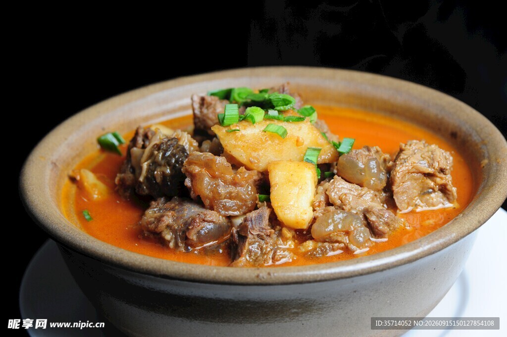 土豆牛腩煲