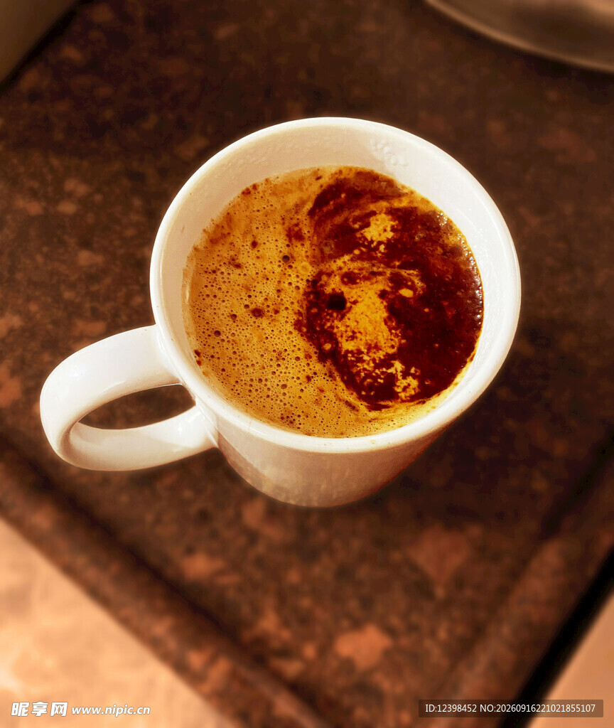 杯中咖啡艺术图案