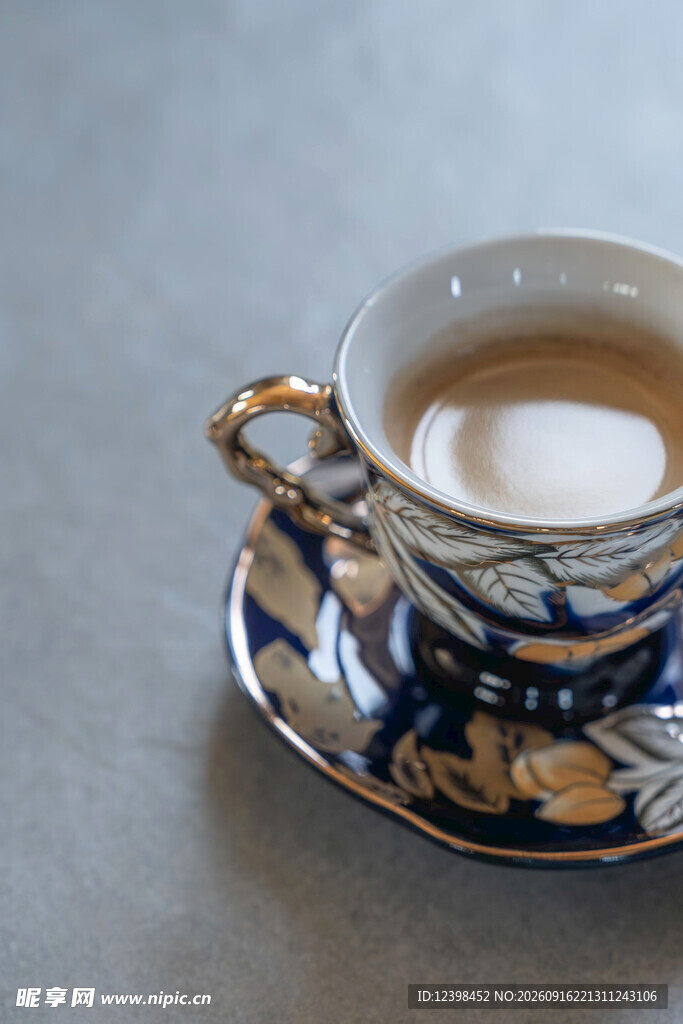 精致蓝金花纹咖啡杯具