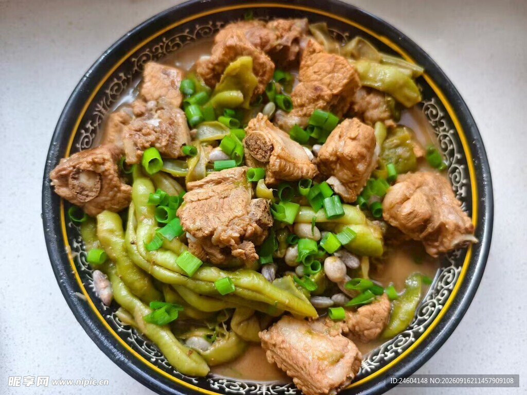 豆角炖鸡块美食特写
