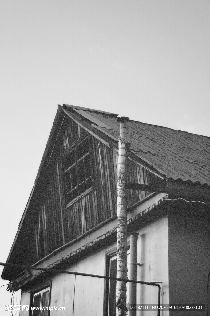老旧房屋一角